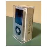 Apple iPod Nano 8GB Silver MB598LL/A (A1285) - Belkin Power Pack Included