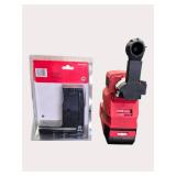 Milwaukee M18 HAMMERVAC Dust Extractor and HAMMERVAC Dust Extractor Dust Box