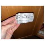 Island View Pottery Microwave Egg Cooker - White Ribbed Bakeware With Lids - Yellow Dish - Bowls