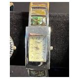 Geneva, Vivani & Versales Vintage Watches Collection - Quartz Timepieces & Carnival Medallion