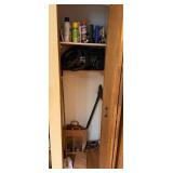 Closet Contents Inc Eureka The Boss Mighty Mite Canister Vacuum - Hose & Attachments - content quantities not verified