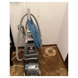 Hoover SteamVac Deluxe 1600 12-Amp Carpet Cleaner