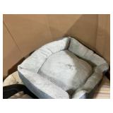 PALLET OF PET BEDS