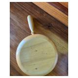 Chili Crock and Decorative Wooden 'Pan' Chili Crock and Decorative Wooden 'Pan'