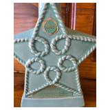 Star Alaska 49 Beam Decanter, and J.W. Americana Kentucky Bourbon Whisky Star Alaska 49 Beam Decanter, and J.W. Americana Kentucky Bourbon Whisky