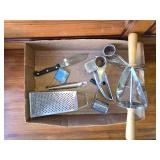 Kitchen Items, Grater, Roller for Cutting Kitchen Items, Grater, Roller for Cutting