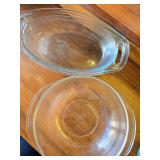 Three Pyrex Dishes, 2 Oval, One Circle Three Pyrex Dishes, 2 Oval, One Circle