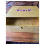 14'x10'x10' 3 Drawer Pull Out Box 14'x10'x10' 3 Drawer Pull Out Box