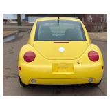 2002 VOLKSWAGEN NEW BEETLE GLS *No Accidents* (NO RESERVE)