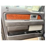 2010 FORD F-150 LARIAT *4x4 | 2 Owner* (NO RESERVE)