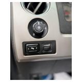 2010 FORD F-150 LARIAT *4x4 | 2 Owner* (NO RESERVE)