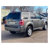 2012 FORD ESCAPE XLT *2 Owner | No Accidents | All Wheel Drive* (NO RESERVE)