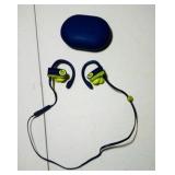 RED Beats by Dr. Dre Studio & Beats powerbeats3