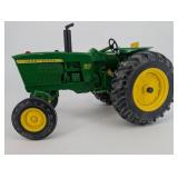 John Deere 3020 Diesel - Ertl CO515001