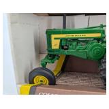 John Deere 1957 720 Hi-Crop Tractor - 1/16 Scale Collector's Edition No. 5610