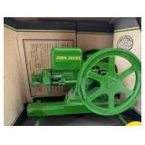 John Deere Model E Vintage Gasoline Engine - 1/16 Scale ERTL Die-Cast
