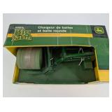 John Deere Big Farm Bale Mover and Round Bale Toy - 3 and Up