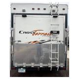 2006 CrossRoads Cross Terrain Toy Hauler 5th Wheel – Triple Axle – Generator – 2 Slide Outs