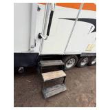 2006 CrossRoads Cross Terrain Toy Hauler 5th Wheel – Triple Axle – Generator – 2 Slide Outs