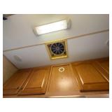 2006 CrossRoads Cross Terrain Toy Hauler 5th Wheel – Triple Axle – Generator – 2 Slide Outs