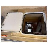 2006 CrossRoads Cross Terrain Toy Hauler 5th Wheel – Triple Axle – Generator – 2 Slide Outs