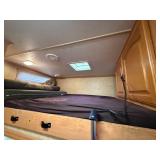 2006 CrossRoads Cross Terrain Toy Hauler 5th Wheel – Triple Axle – Generator – 2 Slide Outs