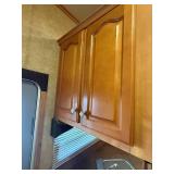 2006 CrossRoads Cross Terrain Toy Hauler 5th Wheel – Triple Axle – Generator – 2 Slide Outs