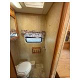 2006 CrossRoads Cross Terrain Toy Hauler 5th Wheel – Triple Axle – Generator – 2 Slide Outs