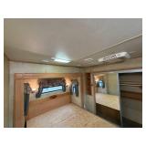 2006 CrossRoads Cross Terrain Toy Hauler 5th Wheel – Triple Axle – Generator – 2 Slide Outs