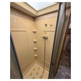 2006 CrossRoads Cross Terrain Toy Hauler 5th Wheel – Triple Axle – Generator – 2 Slide Outs