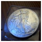 2011 BU Silver Eagle :: 99.9% Fine Silver :: US Mint