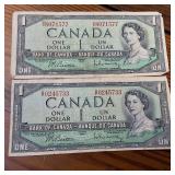Vintage Bank of Canada One Dollar Circulated Bank Notes :: 1954 featuring Queen Elizabeth II