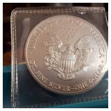 BU 2013 American Silver Eagle :: .999 Silver :: Weight: 31.1 g Diameter: 40.6 mm :: $1 Coin