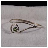 Unique 'Slip-on' Contemporary Design Bracelet - PERIDOT  11.2g