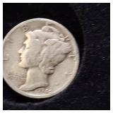 HUGE LOT! Nice Wooden Display case: 90% Silver Mercury Dimes(25) & 90% Silver Quarters(13)