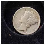 HUGE LOT! Nice Wooden Display case: 90% Silver Mercury Dimes(25) & 90% Silver Quarters(13)