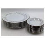 Vintage Arita China Dinner Plates and Saucers – Floral Sprig Pattern