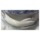 Vintage Blue and White Spongeware Covered Casserole – Handled