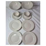 Noritake Tulane Ivory China Dinner Plates