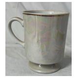 Vintage Hawaii Themed Mugs