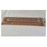 Vintage Wooden Cribbage Board – U-Shaped Track with Painted Scoring Lanes