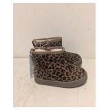 NEW CAT & JACK YOUTH ARLO BOOTS SIZE 6 BROWN