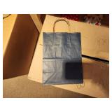 Lot of (150) Kraft Paper Gift Bags 8" x 5" x 10 1/4"