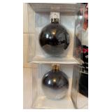 Dale Earnhardt Sr. Metal Can and 3 Ornaments Dale Earnhardt Sr. Metal Can and 3 Ornaments