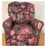Dozydotes Child Recliner in Pink Timber Camouflage Dozydotes Child Recliner in Pink Timber Camouflage
