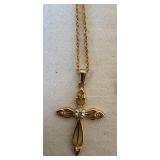 Lot of 4 Costume Jewelry Necklaces Lot of 4 Costume Jewelry Necklaces