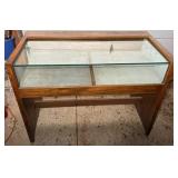 Vintage Retail Jewelry Case Display Counter Vintage Retail Jewelry Case Display Counter