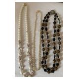 Lot of 3 Costume Jewelry Necklaces Lot of 3 Costume Jewelry Necklaces