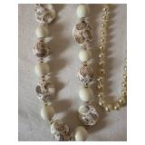 Lot of 3 Costume Jewelry Necklaces Lot of 3 Costume Jewelry Necklaces