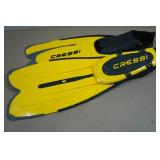 Cressi Agua Adult Fins - 8.5-9.5/43-44 Cressi Agua Adult Fins - 8.5-9.5/43-44